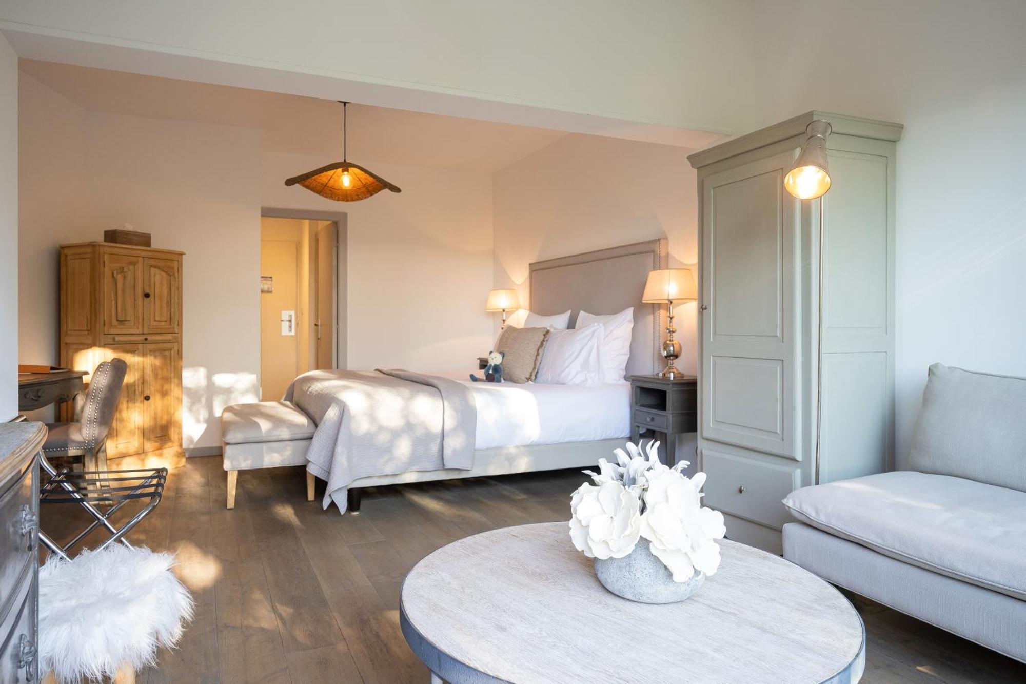 Hotel Font Mourier Cogolin Luaran gambar
